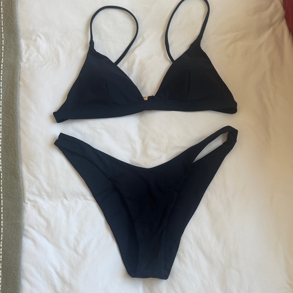 Black Bikini